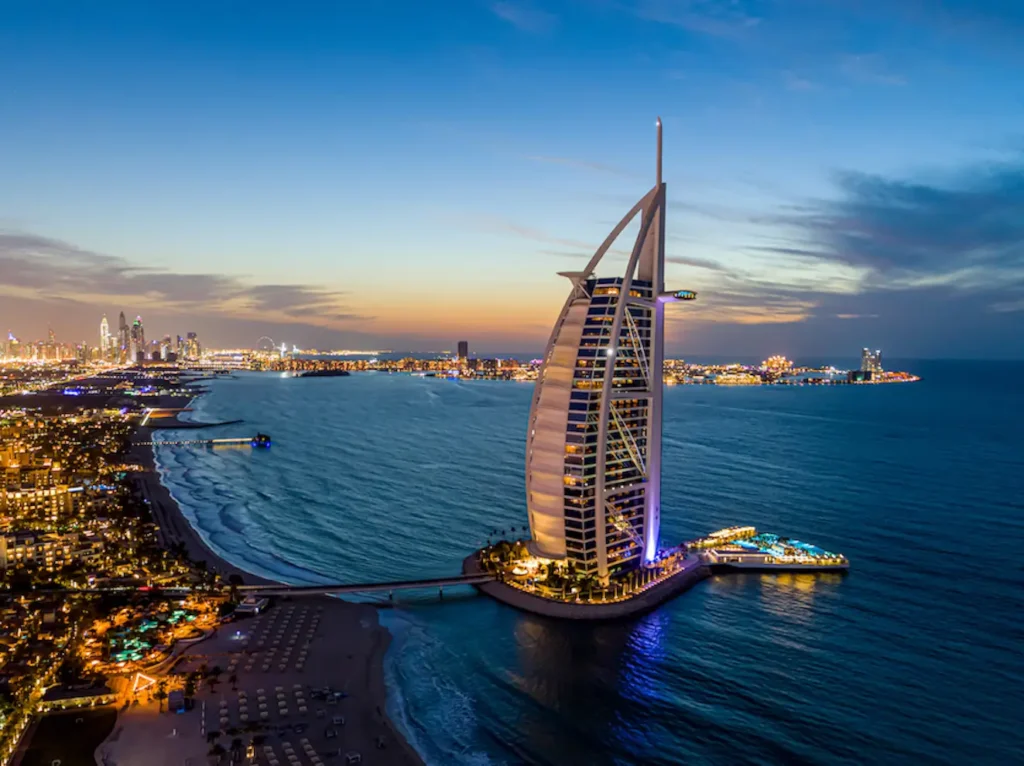 Burj-Al-Arab-offering-Affordable-Hotel-Booking